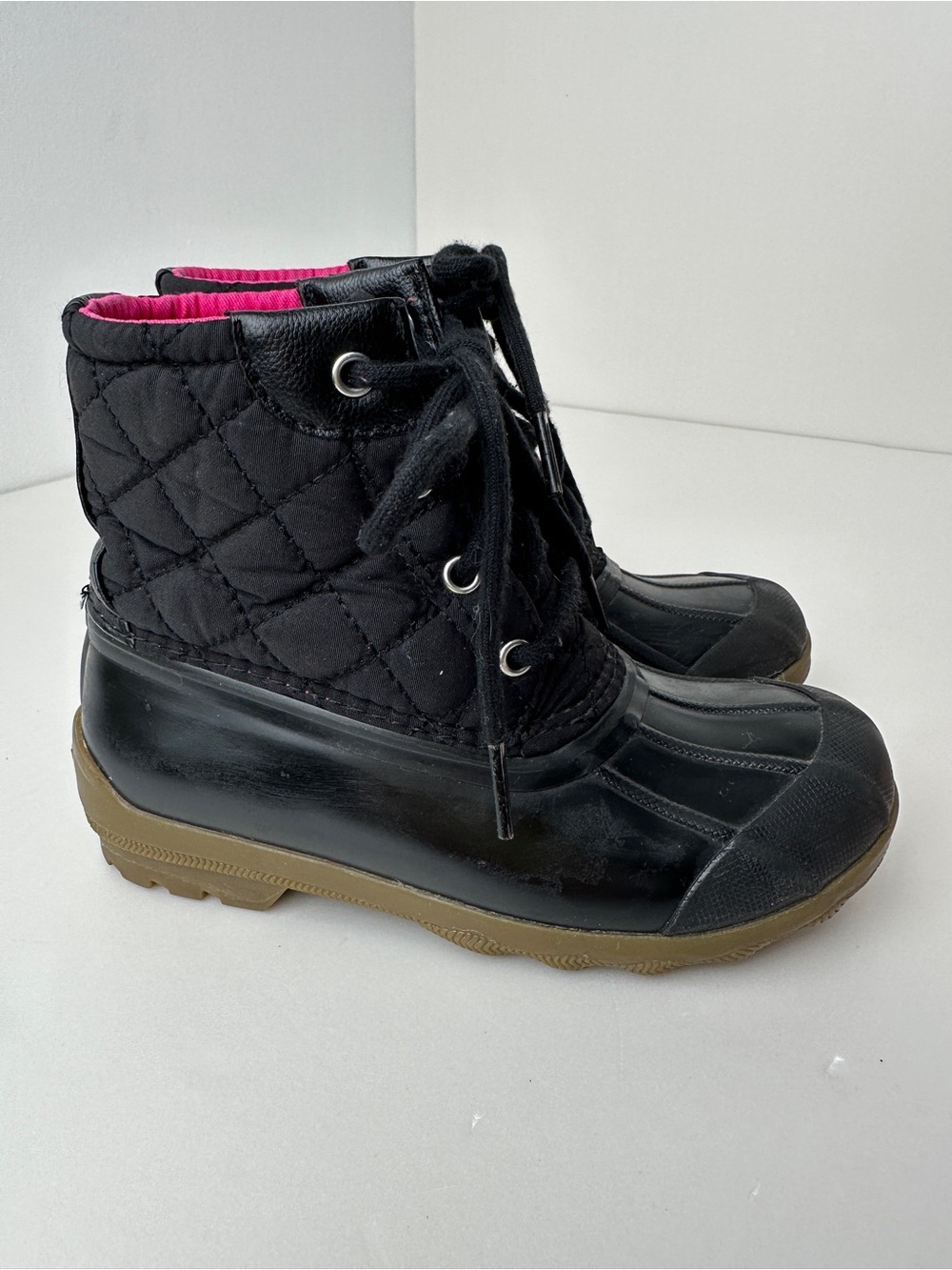Sperry Kids Girls Black Quilted Duck Boots Hot Pink Lining Size 13M Waterproof